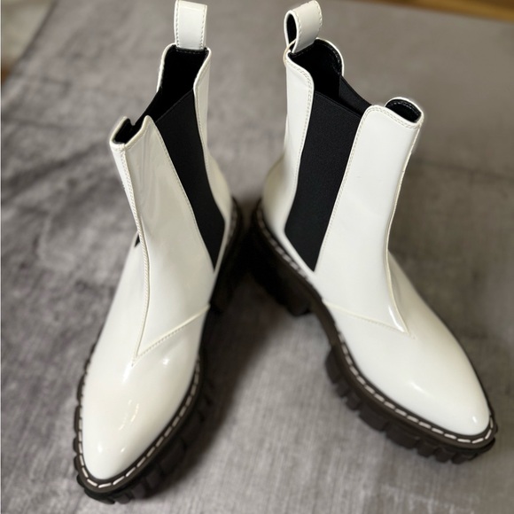 Stella McCartney Shoes - Stella McCartney White Chelsea Boots “Stivaletto” EU 40 | NIB + Dust Bags